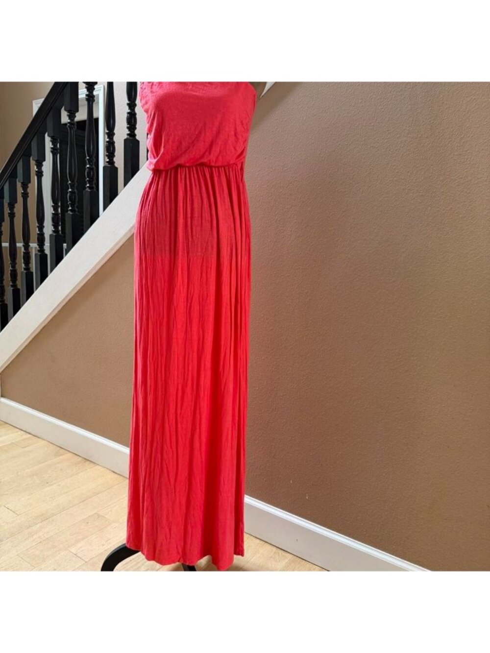 Coral strapless maxi dress with ruched bodice #summerdress #maxidress #coral